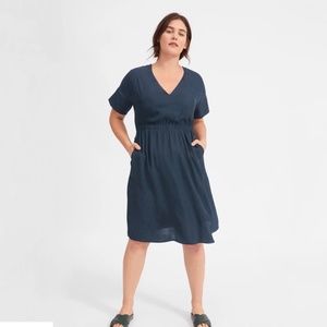 Everlane Japanese GoWeave Light V-Neck dress, navy